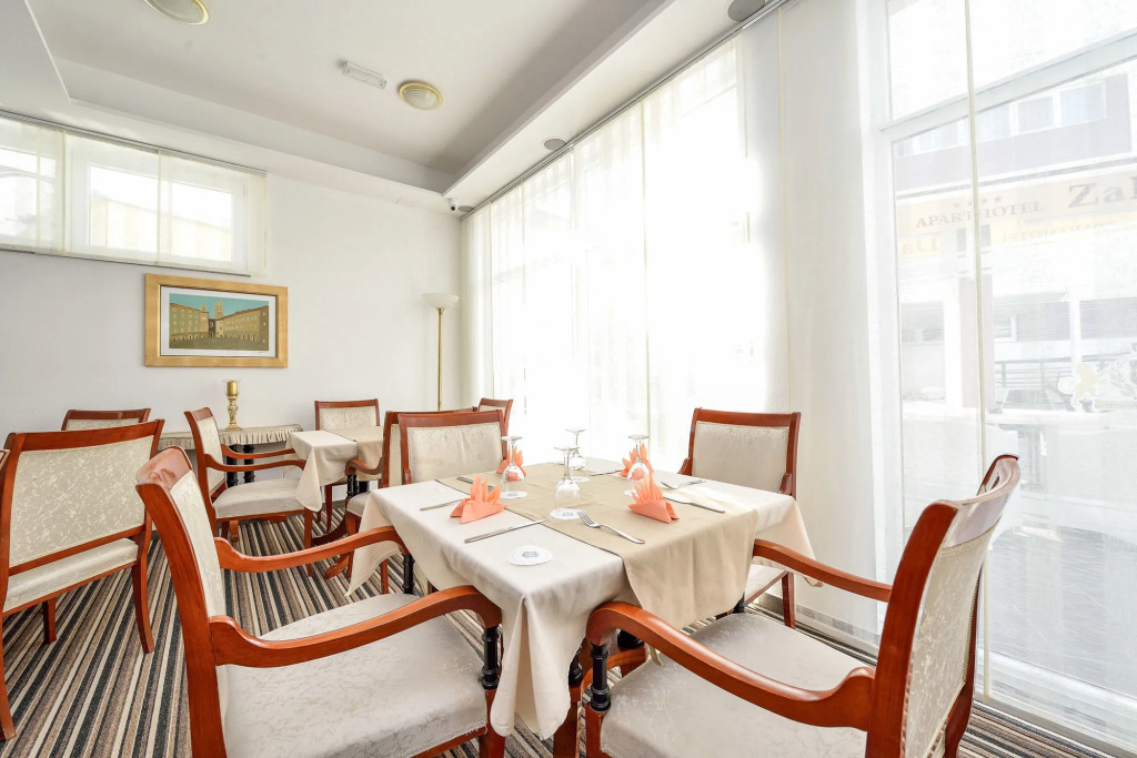 Hotel ZaDaR