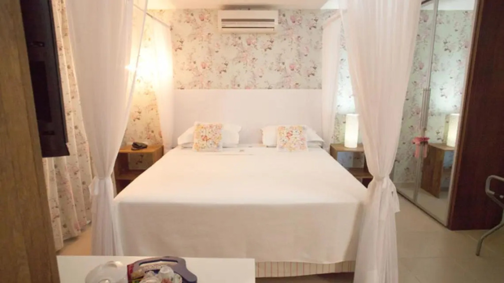 CHA Royal Plaza Hotel