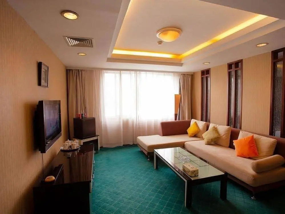 Dongshan Hotel