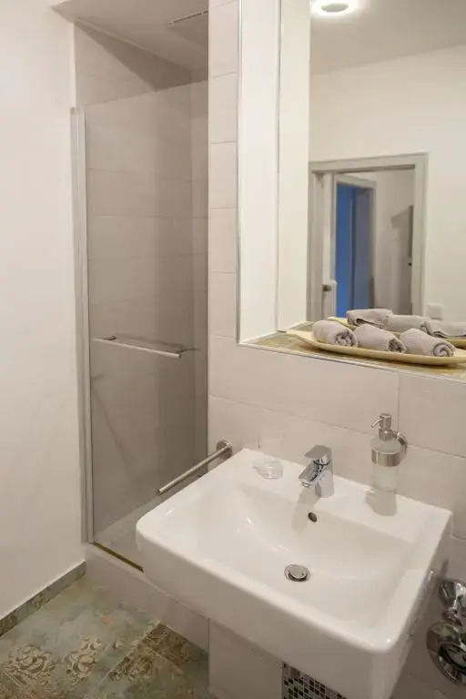 Moor Apartment 5