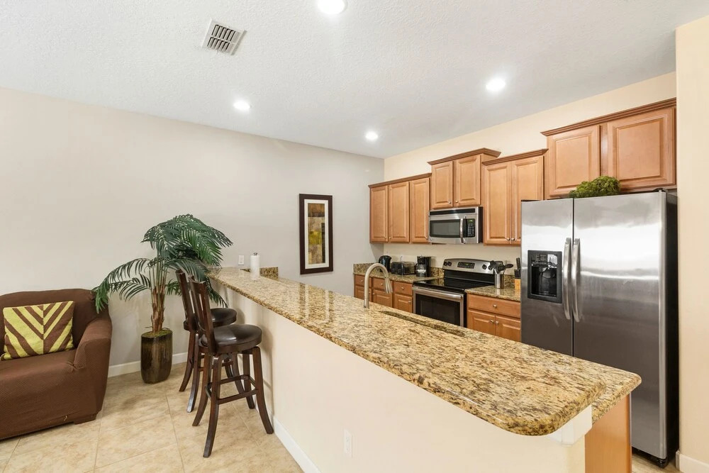 Paradise Palms 8974