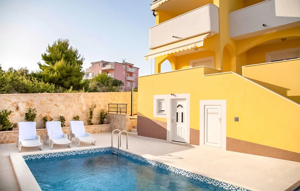 Awesome Apartment in Zecevo Rogoznicko With 3 Bedrooms, Wifi and Outdoor Swimming Pool