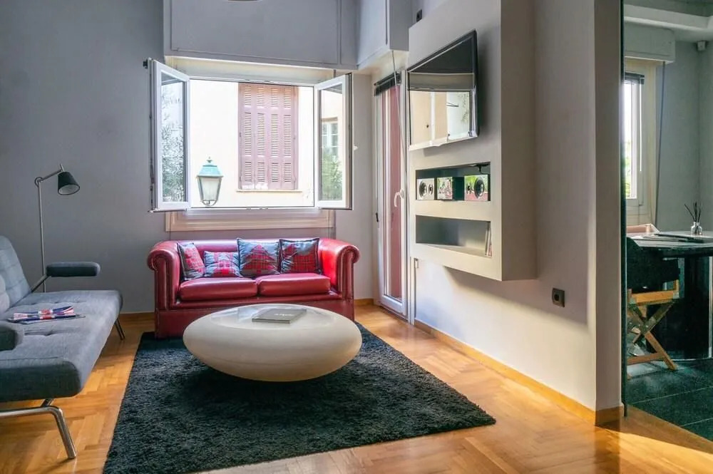 The Burton Luxury 1BR in Plaka, Athens
