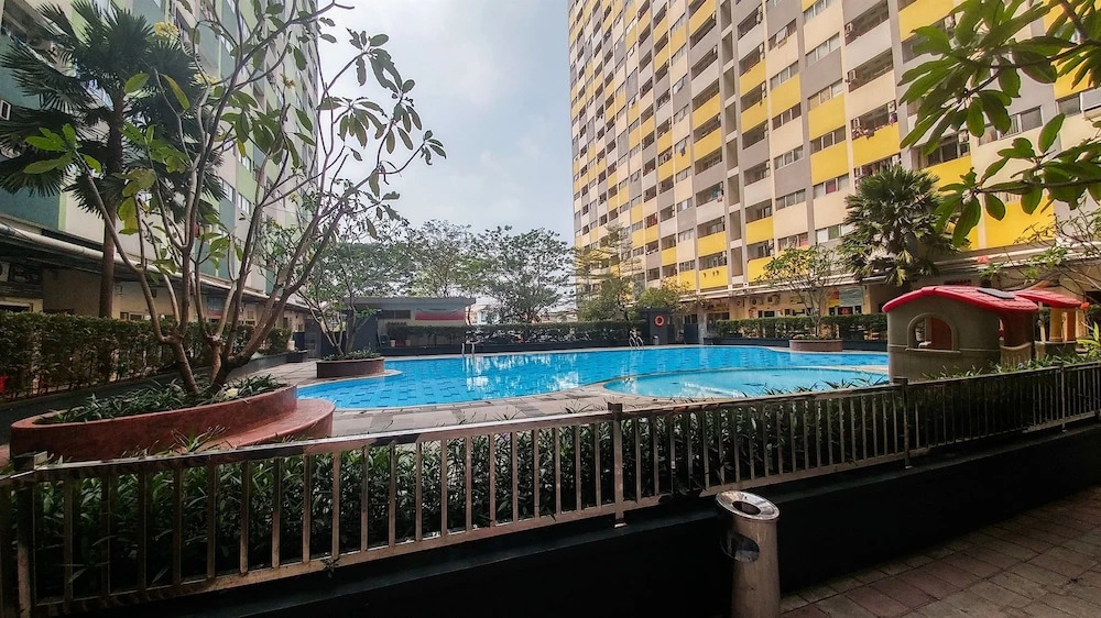Homey Apartment @ Sentra Timur Residence