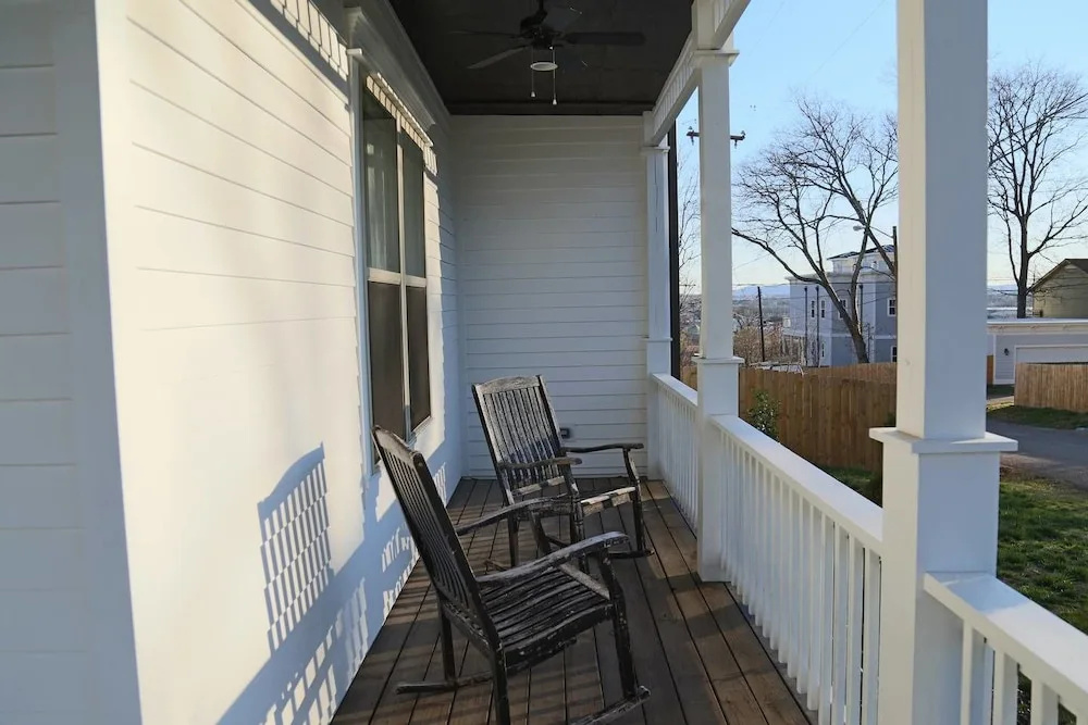 Stylish 3bd/3ba East Nashville Home by Domio