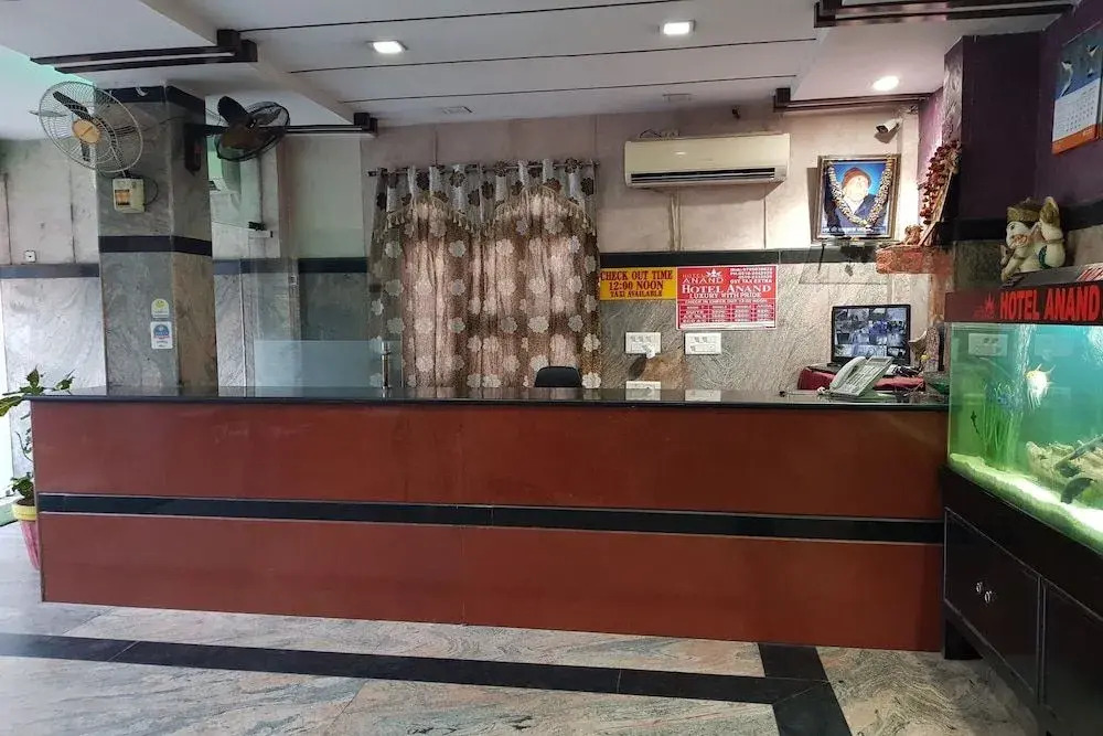 OYO 23649 Hotel Anand