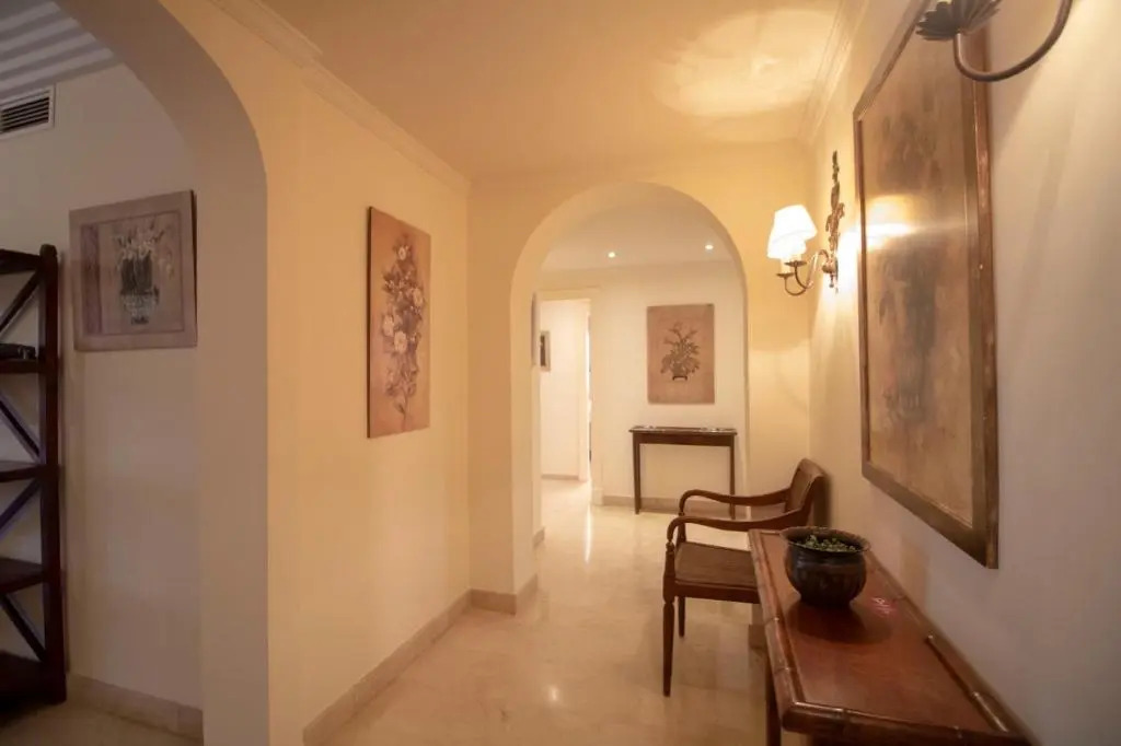 Beautiful apartment in Vasari Puerto Banus