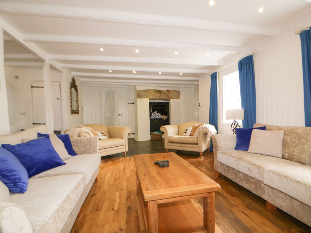 Great Western Farmhouse