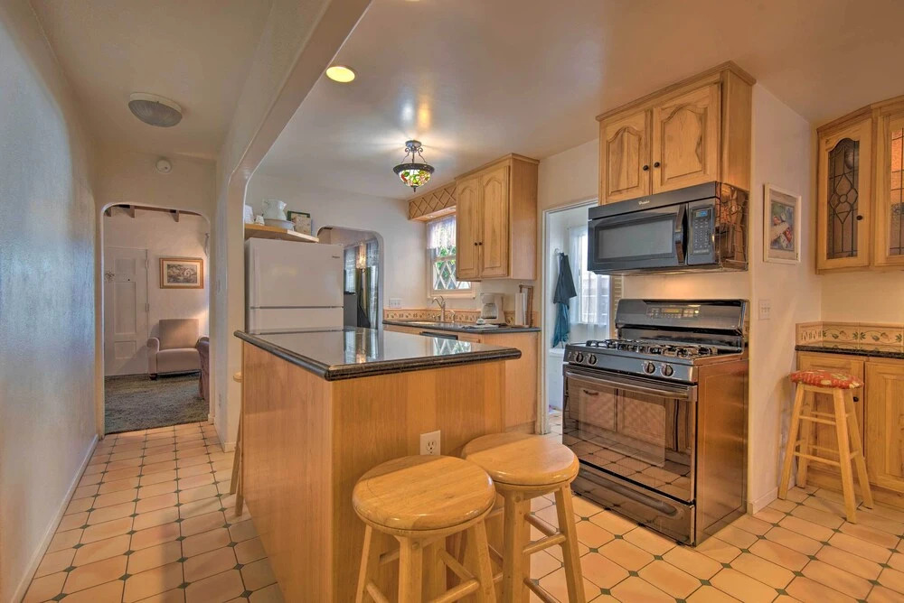 Avalon Escape: Everything Within Walking Distance!
