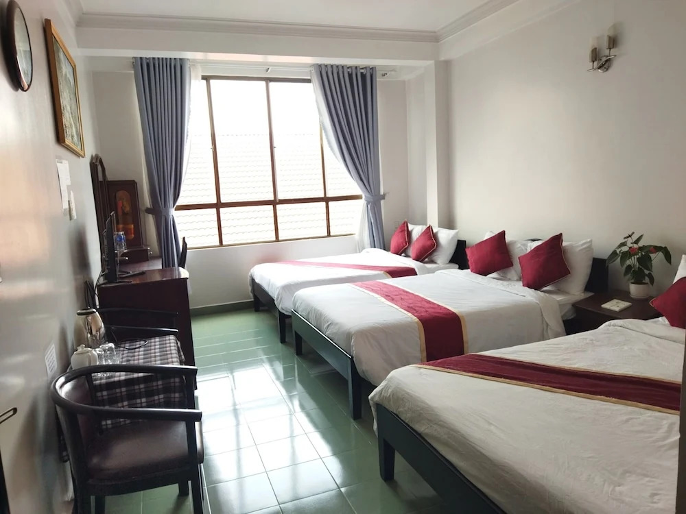 Y Lan Hotel Dalat