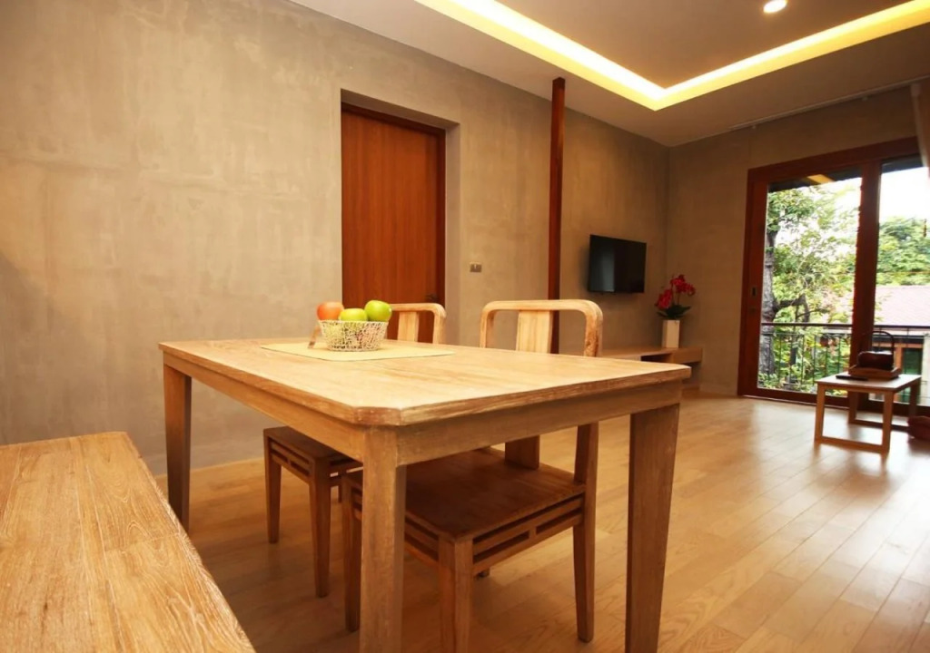 Chu Hotel