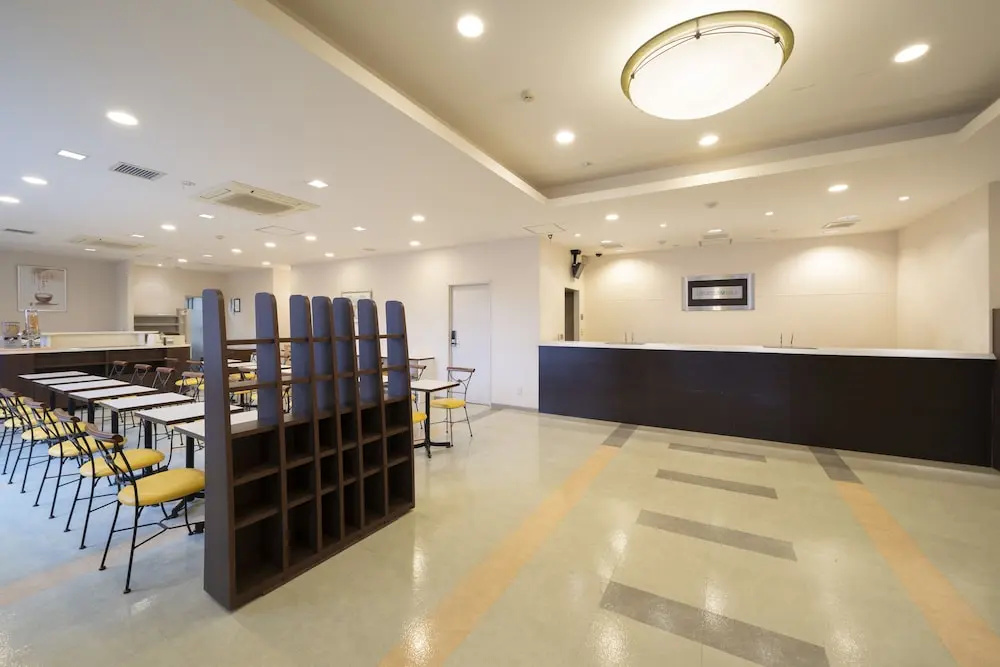Hotel Econo Tsu Station