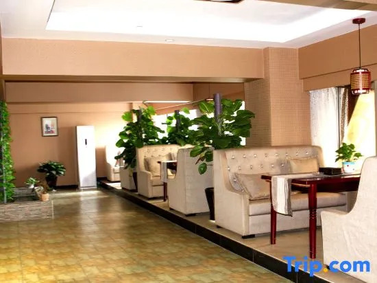 Greentree Alliance Xishuangbanna Peacock Lake Hotel