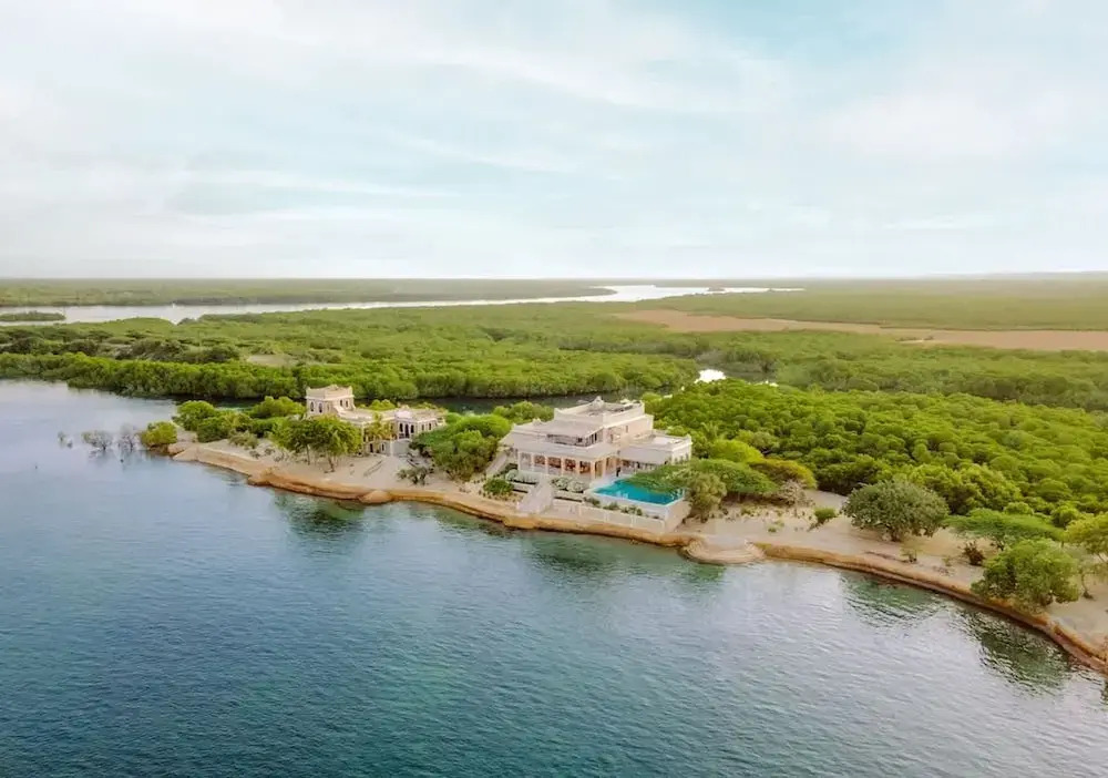 Amani House 5 Bedrooms Sleeps 10