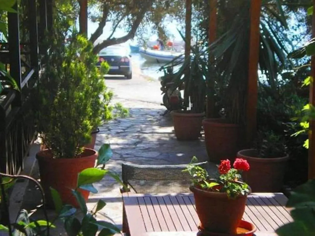 Pension Antonakis Ouranoupolis Greece