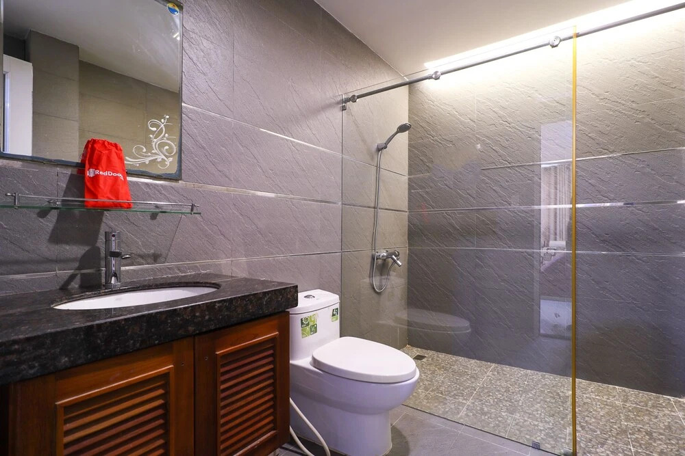 RedDoorz near Aeon Mall Binh Tan