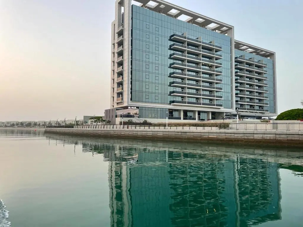 LUXURY 2 Bedroom Apartment in GATEWAY Residence
