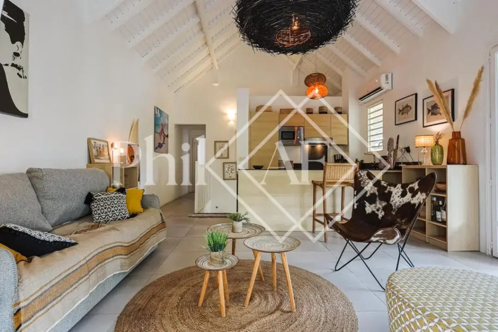 Beautiful 2 bed-rooms apartment at Orient Beach