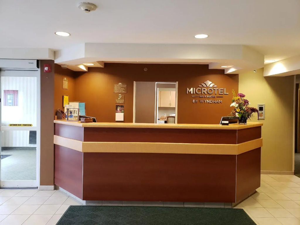 Microtel Inn & Suites by Wyndham Dover New Hampshire