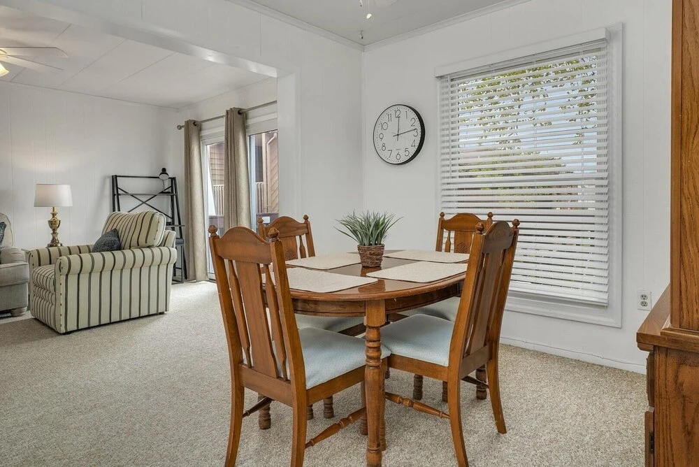 Gullway Villas 408 Unit 204 2 Bedroom Condo by Redawning