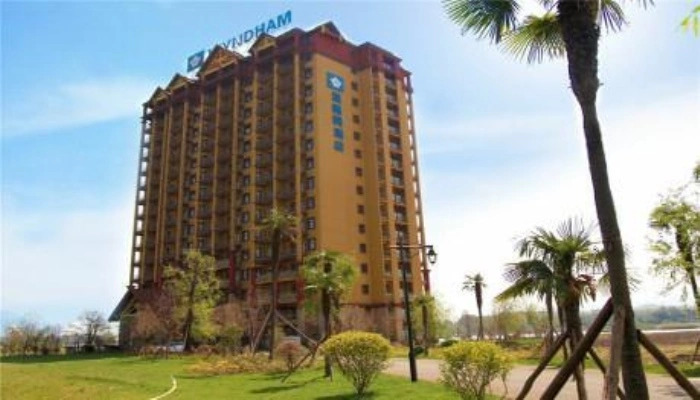 Wyndham Grand Plaza Royale Colorful Yunnan