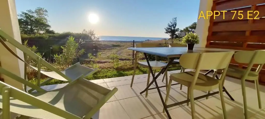 Résidence Marina di Bravone - appartement 6 personnes Vue Mer RDC N75