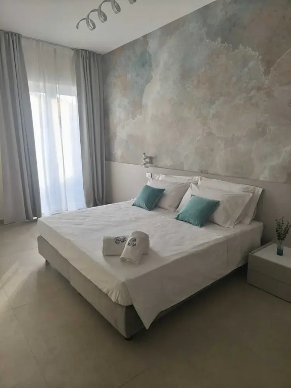 B&B Aura