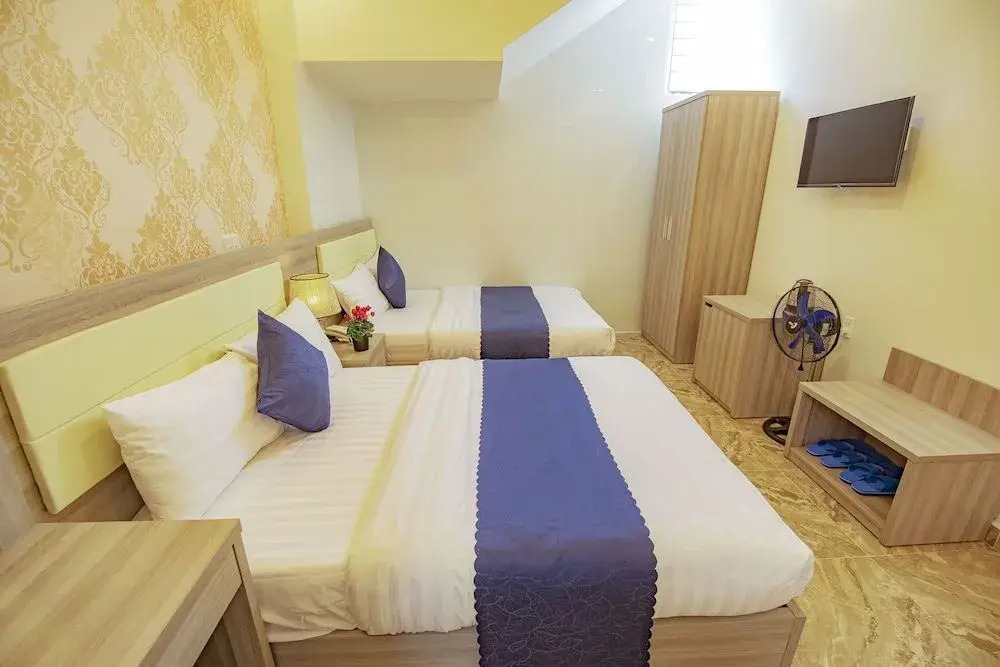 Khánh Uyên 1 Hotel