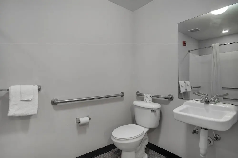 Savannah Suites