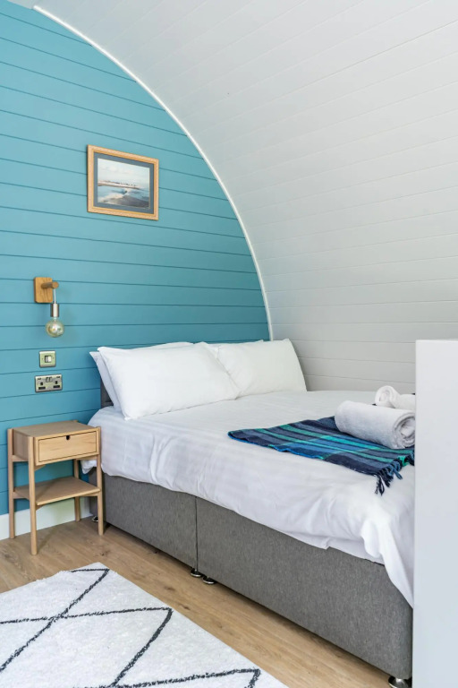 Glamping Pod Two - Holly Tree Barns