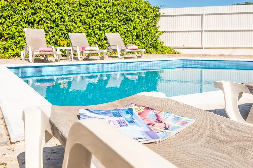 Villa Bermudas - moradia tranquila com piscina aquecível e BBQ em Albufeira