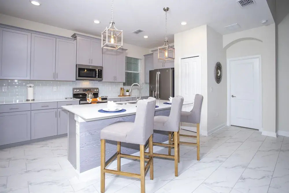 Gorgeous 5Bd Close to Disney @ Storey Lake 2734