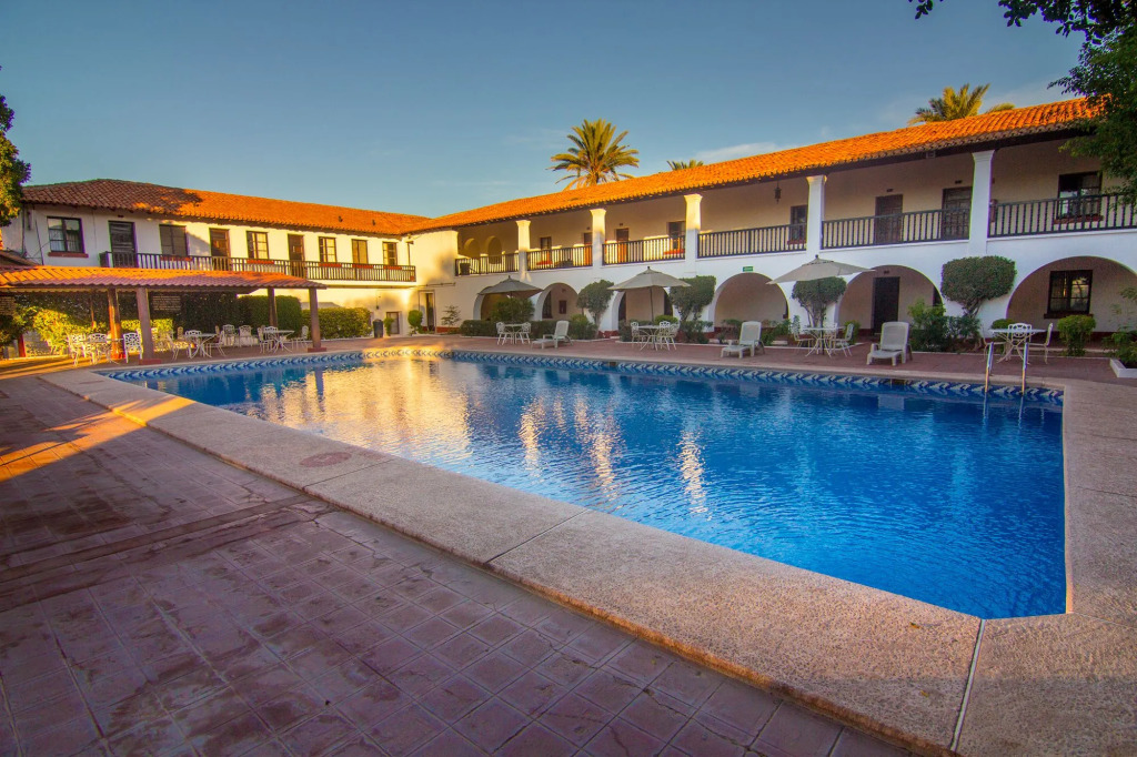 Hotel Playa de Cortes