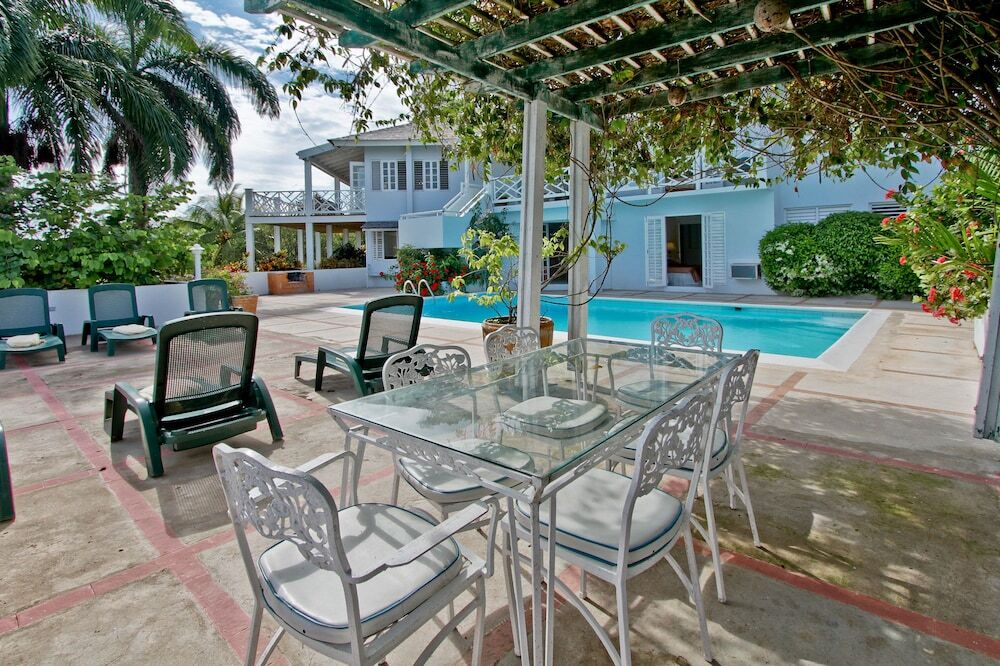 9 Br Villa Near Golf Course - Montego Bay - Prj 1406