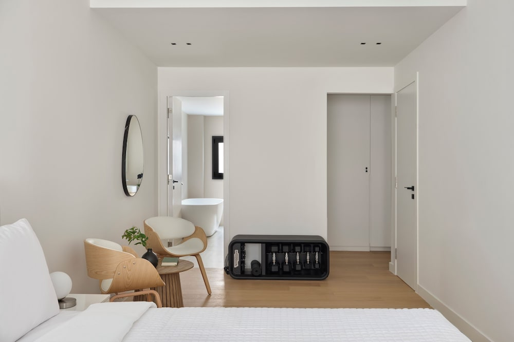 September Athens Residences