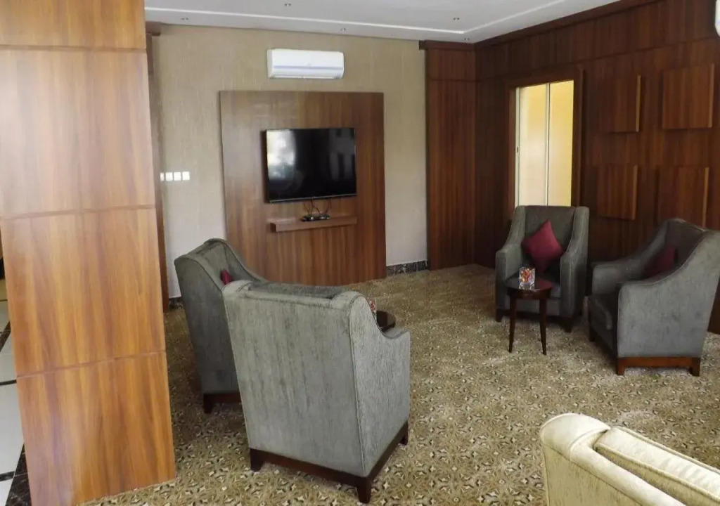 Qaser Baron Serviced Apartments Almasif- قصر بارون المصيف للشقق المخدومة