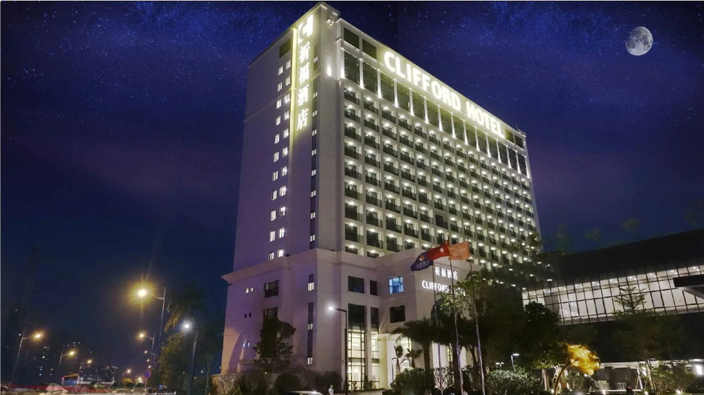 Clifford Hotel