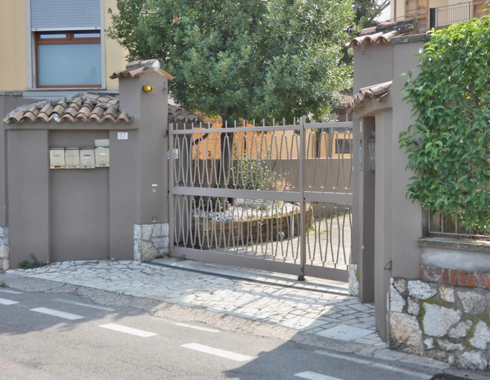 Charming House in Old Town Desenzano