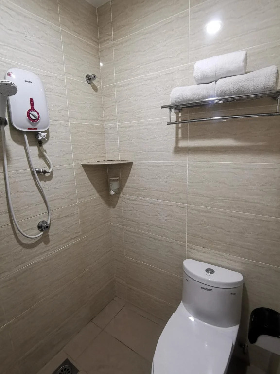 Pearl Hotel