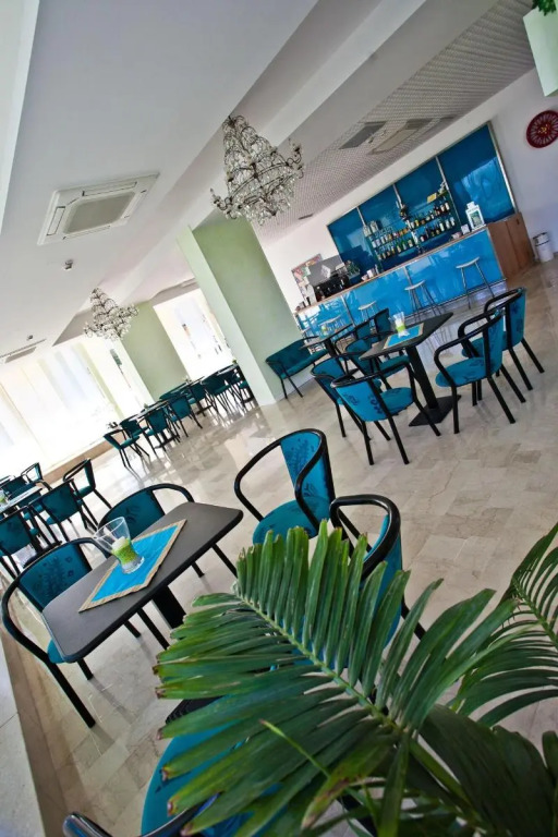 Hotel Holiday Park