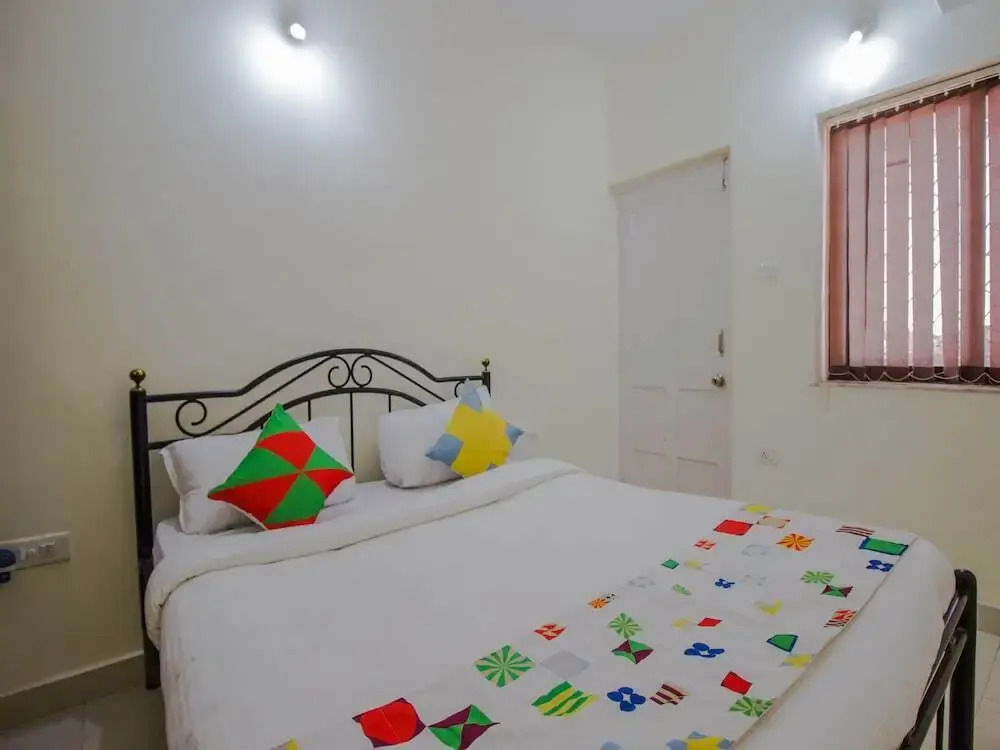 OYO 14168 Home Pleasing 1 BHK Baga