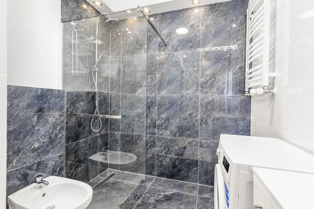 Apartament Deluxe Platany C38 by Renters