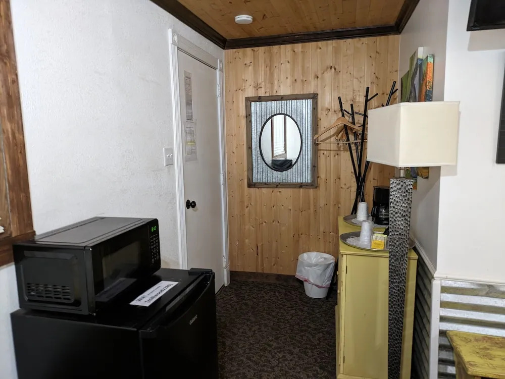 Squaw Valley Motel