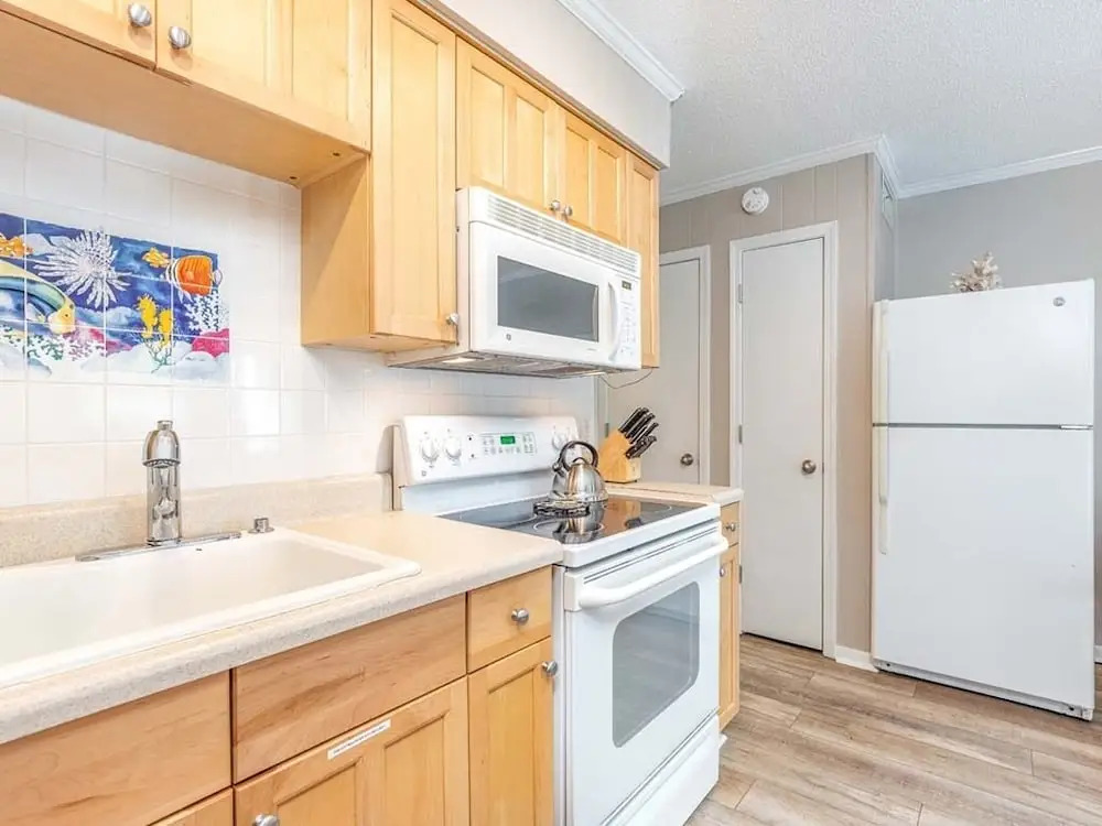 Savannah Beach Racquet Club by Tybee Vacation Rentals