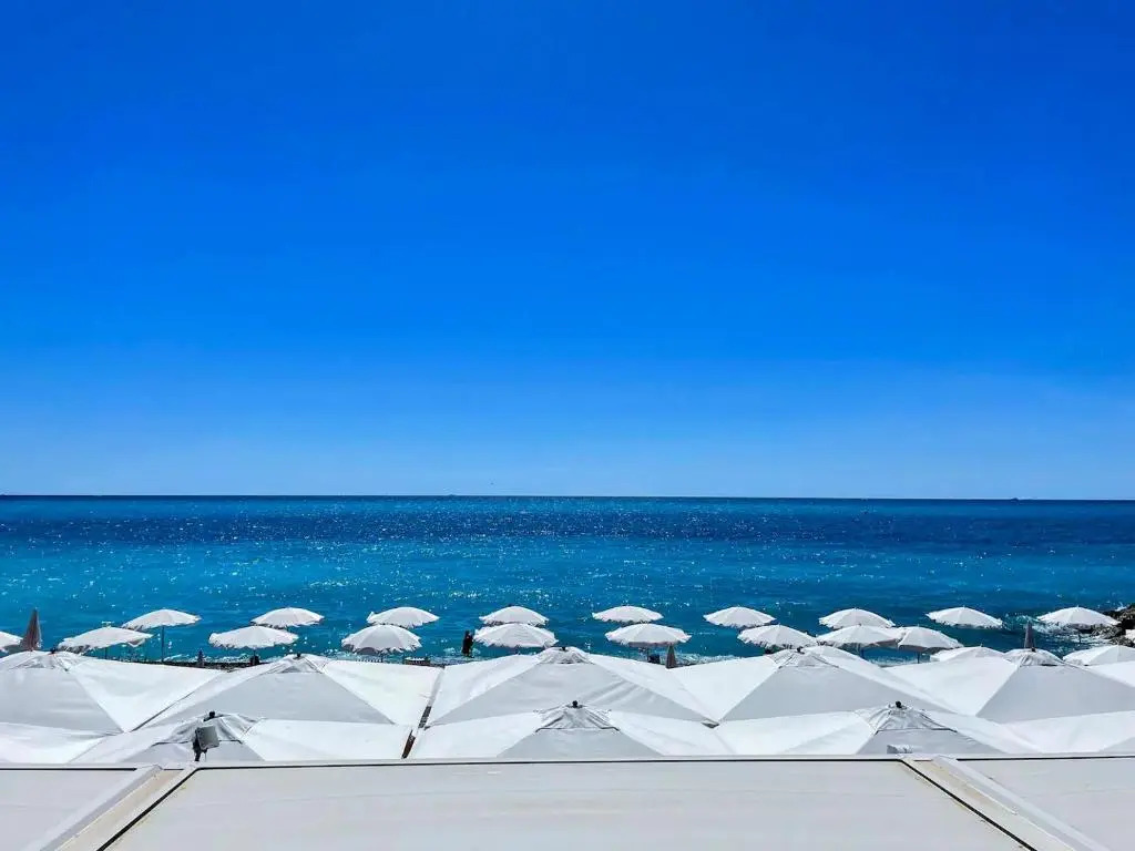 1 Min to the Beach Apartment - Kitchen - Tramway - Air Conditioner - Wifi - Promenade Des Anglais