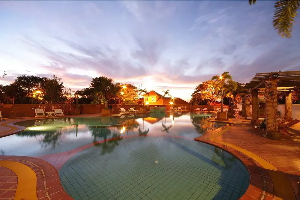 Pattaya Bay Hotel