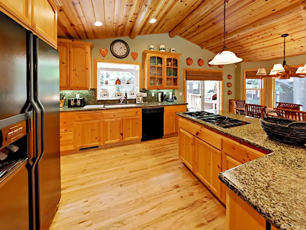 4951 Flick Street Home 4 Bedrooms 3.5 Bathrooms Home