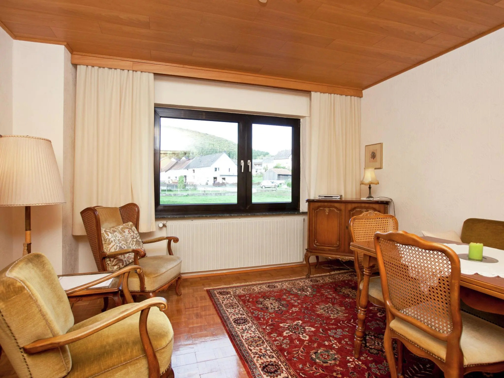 Cozy Holiday Home in Wallenborn with Garden