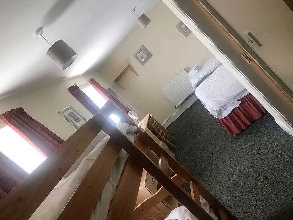 The Punchbowl Inn
