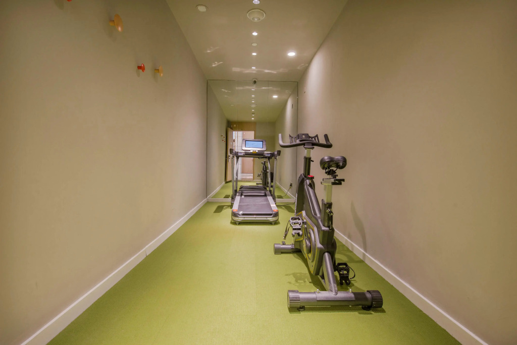 Orange Hotel, Longhu Paradise Walk, Daxing Biomedical Base, Beijing